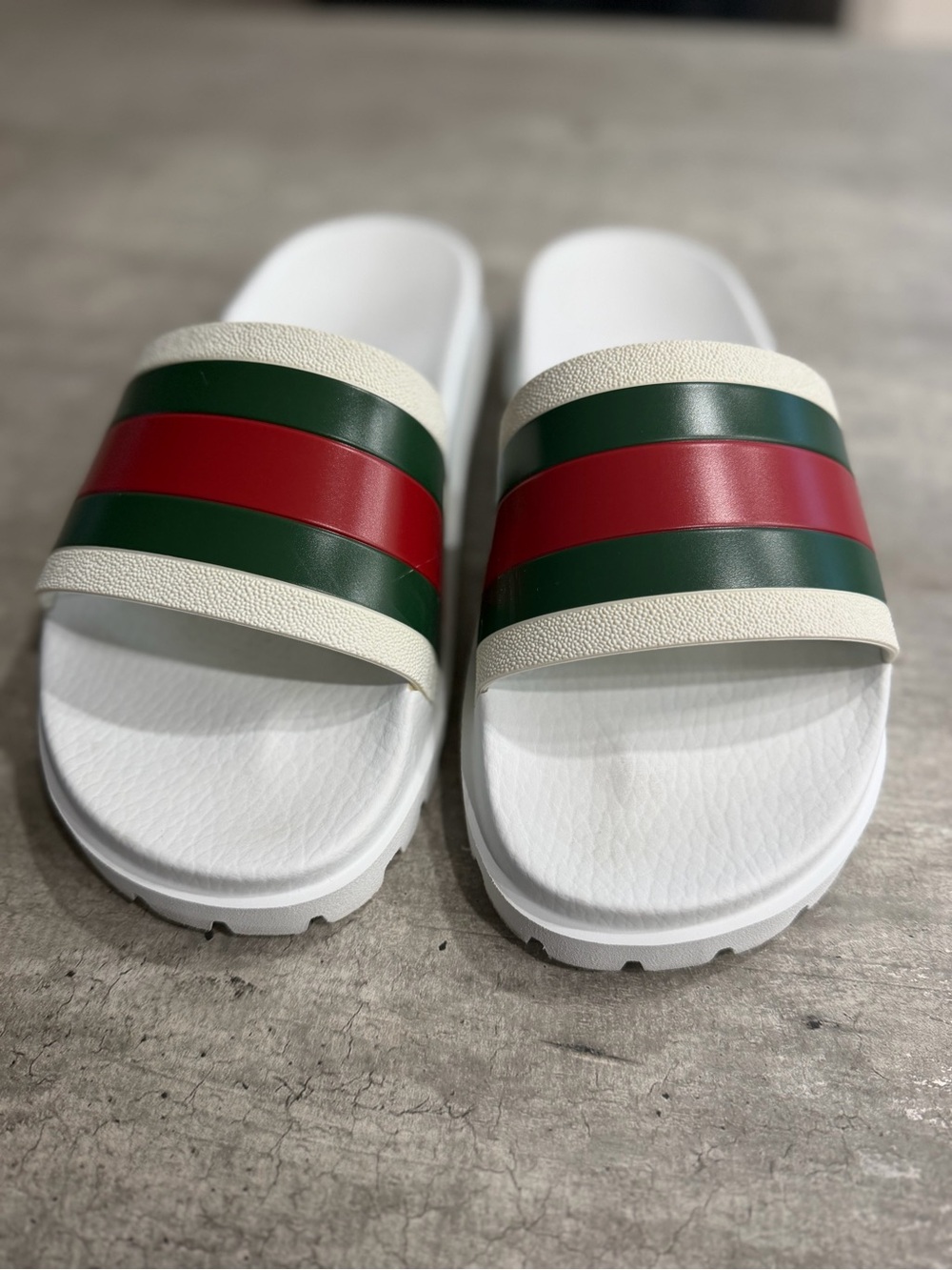 Gucci White Web Stripe Pursuit Slide Sandals